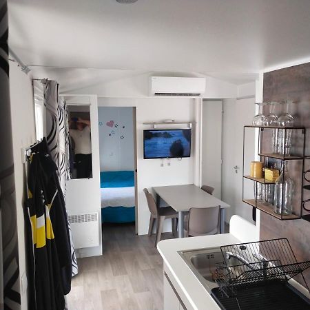 Charmant Mobil Home 2 Chambres Valras Plage エクステリア 写真
